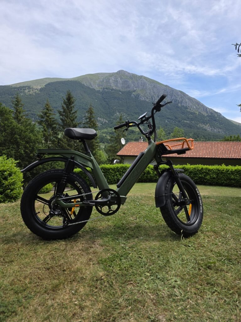 Noleggio e-bike a Opi con vista sul Parco Nazionale d’Abruzzo